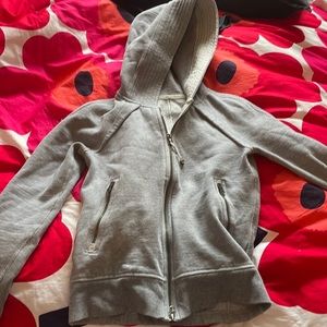 Scuba hoodie lululemon size 2/4